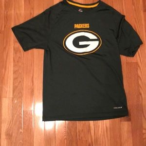 Green Bay Packers tee size Adult S forest green